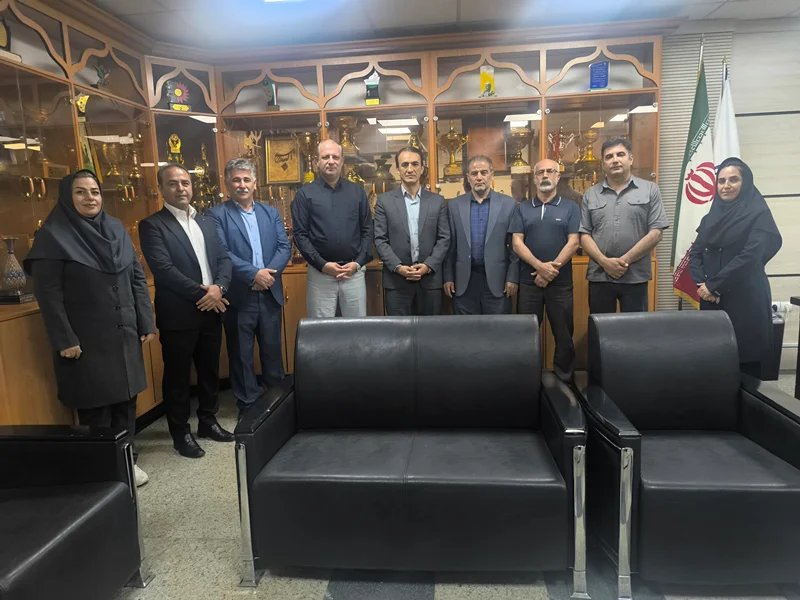دیدار هیات کاراته استان با مدیر کل محترم ورزش و جوانان