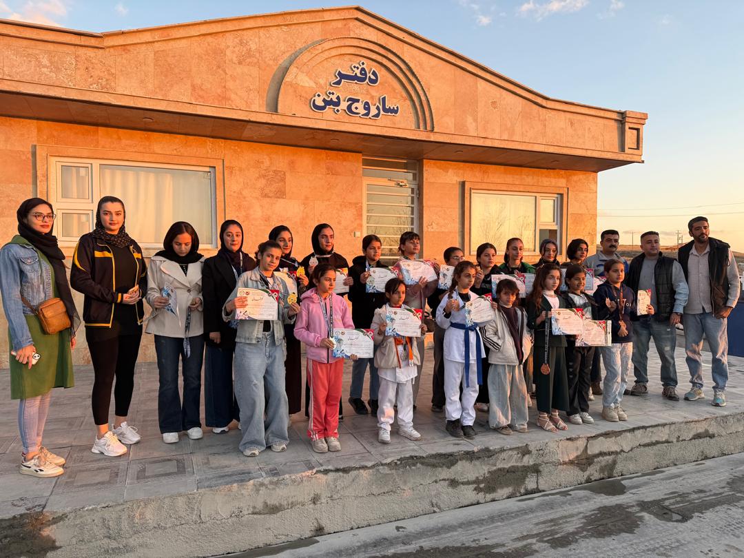 مدال های رنگارنگ در سبک وادریو