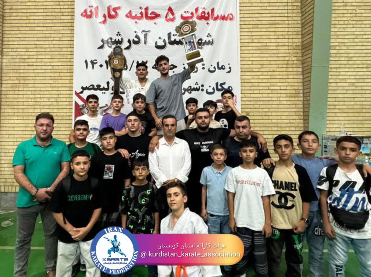 نایب قهرمانی تیم نماینده ی کردستان در مسابقات کاراته آزاد شمال غرب ایران