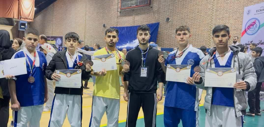 حضور تیم استان کردستان در مسابقات کشوری کنتاکت کاراته