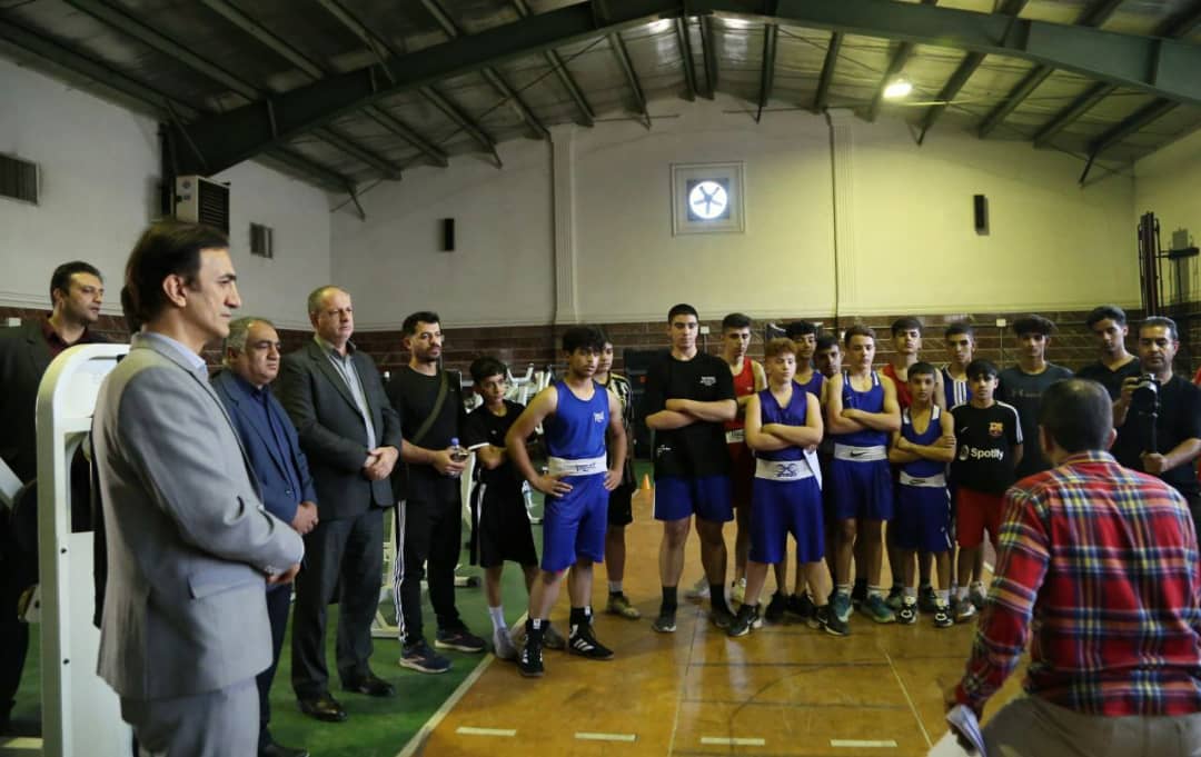 بازدید از پایگاه قهرمانی